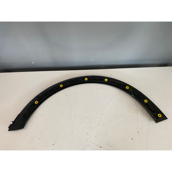 Bandou Ornament Aripa Dreapta Fata Volvo C30 31283125