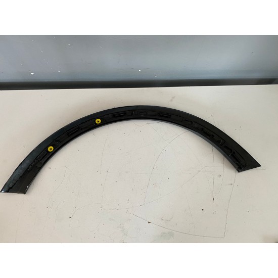 Bandou Ornament Aripa Stanga Spate Volvo C30 31283136