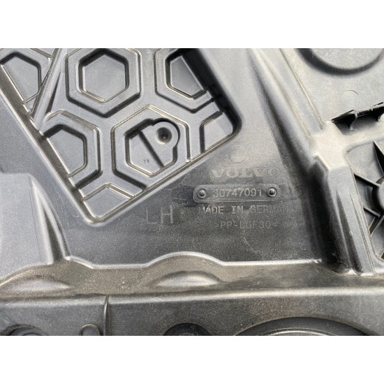 Macara Usa Stanga Fata Volvo XC40 2018+ 30747091