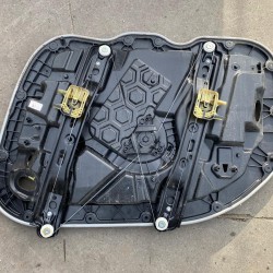 Macara Usa Stanga Fata Volvo XC40 2018+ 30747091