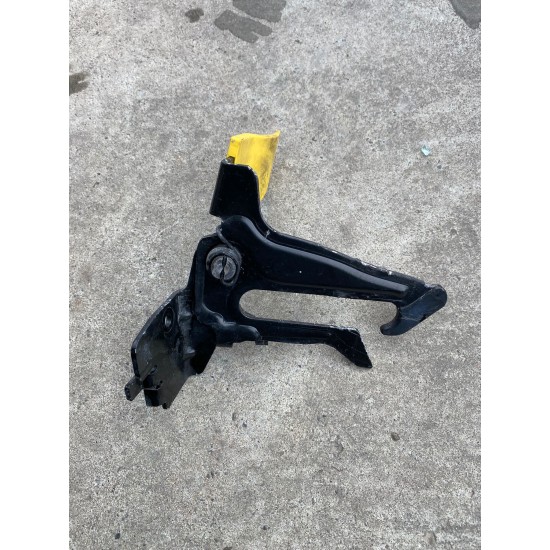 Clapeta capota VOLVO XC40 2018 32244037