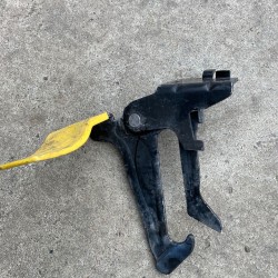 Clapeta capota VOLVO XC40 2018 32244037