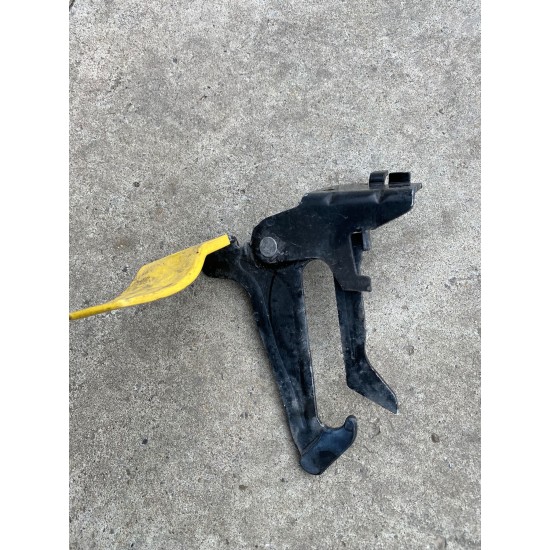 Clapeta capota VOLVO XC40 2018 32244037