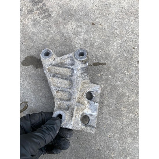 Suport catalizator Volvo S60 V60 S90 V90 XC40 XC60 XC90 2016-2023 31439850 Suport catalizator Volvo S60 V60 S90 V90 XC40 XC60 XC90 2016-2023 31439850