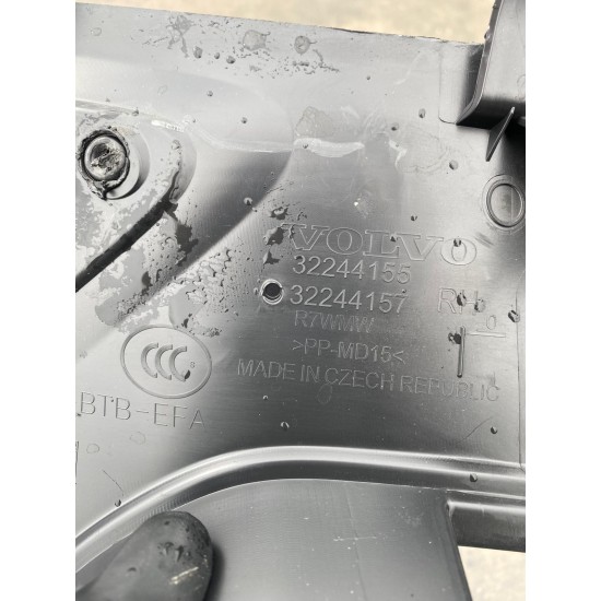 Ornament stalp dreapta spate sus VOLVO XC40 2018+ 32244155 32244157