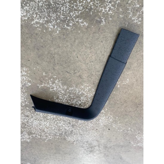 REAR RIGHT SIDE TAILGATE LIFTGATE TRUNK PANEL TRIM VOLVO XC40 2018+ 31462092 REAR RIGHT SIDE TAILGATE LIFTGATE TRUNK PANEL TRIM VOLVO XC40 2018+ 31462092