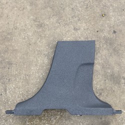 Ornament interior dreapta jos B-pillar 31457497