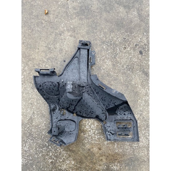 Suport stanga bara fata sub far VOLVO XC40 2018-2021 31449362 Suport stanga bara fata sub far VOLVO XC40 2018-2021 31449362