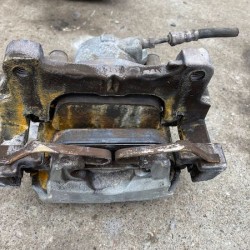 Front Right Brake Calliper Volvo XC60 2018+ 31381552 36011371