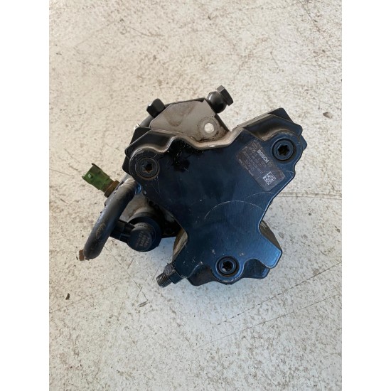 High pressure fuel pump VOLVO XC70 S60 XC90 V70 S80 C30 V50 C70 8692521 36001127 30756125 31303475