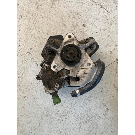 High pressure fuel pump VOLVO XC70 S60 XC90 V70 S80 C30 V50 C70 8692521 36001127 30756125 31303475