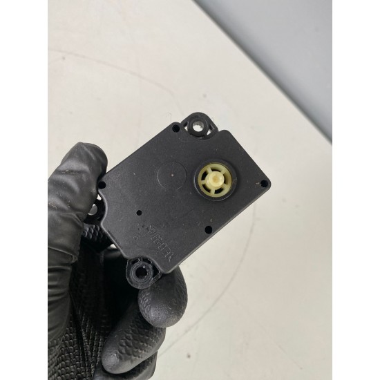 Climate control module Volvo XC90 XC70 S80 V70 S60R 30676510 8623355