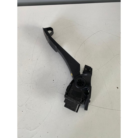 Accelerator pedal Volvo S60 S80 V70 XC70 2000-2008 30715175 31329083