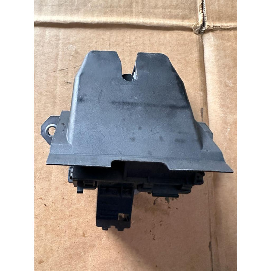 Broasca incuietoare haion Volvo V40 31335870