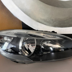 Front right headlight halogen Volvo V40 31283329