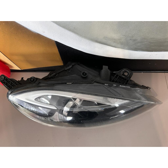 Front right headlight halogen Volvo V40 31283329