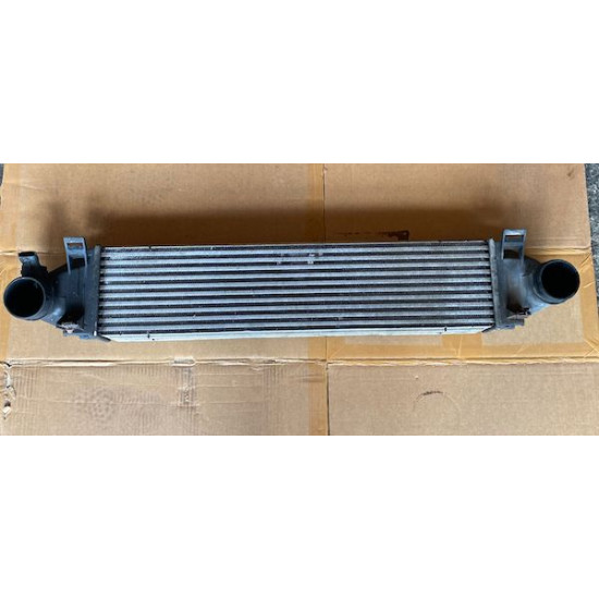 Intercooler Volvo V40 V70 S80 XC60 XC70 31338474