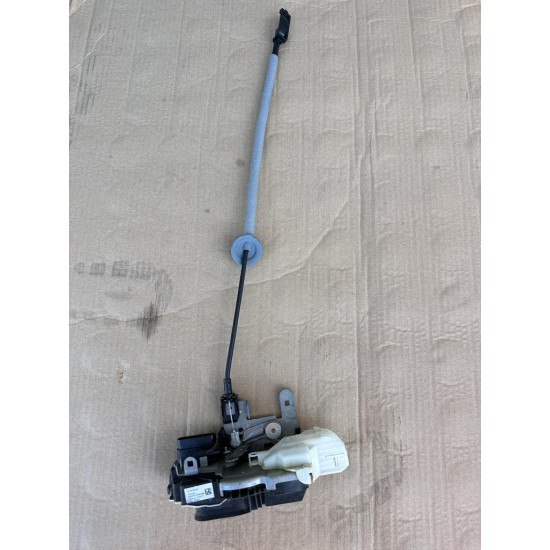 Broasca incuietoare usa dreapta fata Volvo V40 31391823