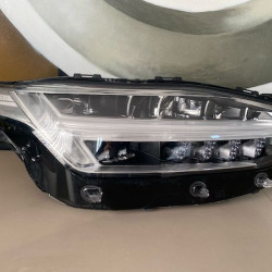 Far full LED dreapta VOLVO XC90 2018 32228297