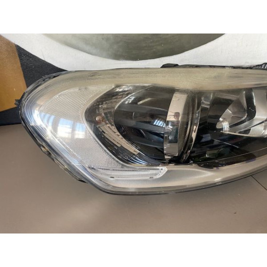 Far dreapta fata halogen 8 pini VOLVO XC60 2014+ 31358110