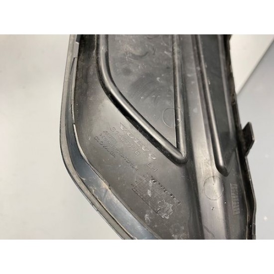Ornament bara fata stanga Volvo XC60 2018 31425176 Ornament bara fata stanga Volvo XC60 2018 31425176
