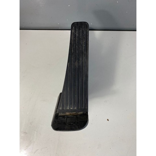 Accelerator pedal Volvo XC90 XC60 31489764 32212451 Accelerator pedal Volvo XC90 XC60 31489764 32212451
