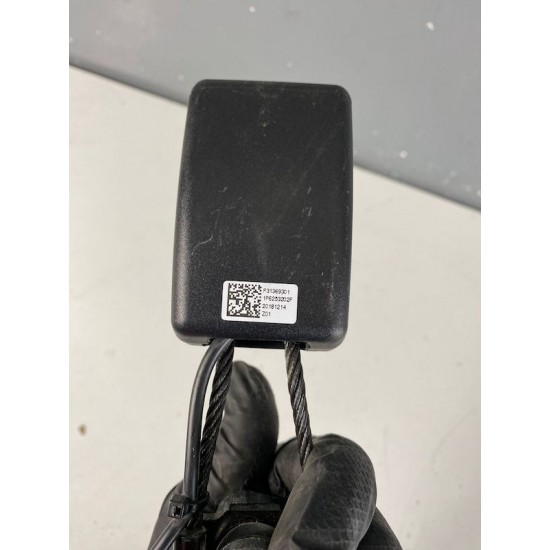 Seat Belt Receptacle Left Front Buckle stop Volvo S60 S90 V60 V60CC V90 V90CC XC60 XC90