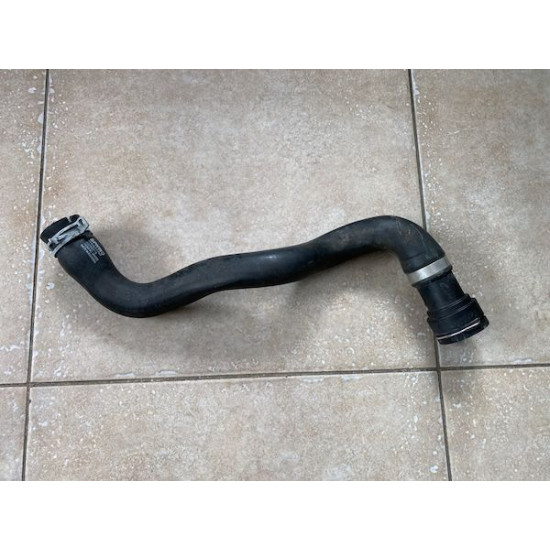 Cooling Radiator Hose Volvo XC40 32252715