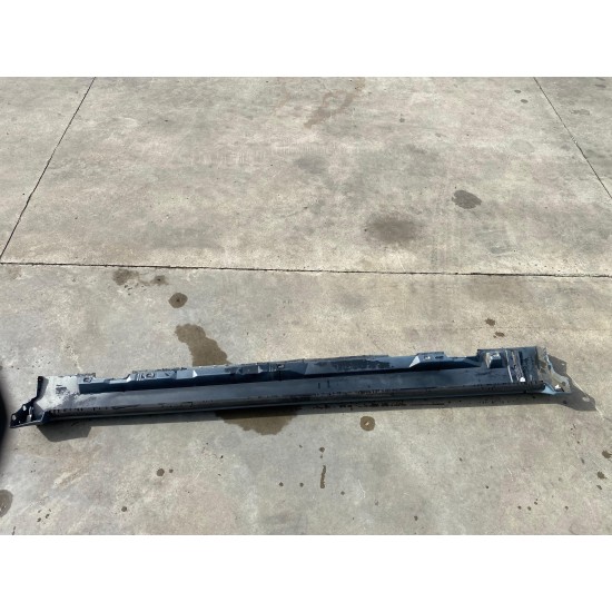 Left trim sill moulding VOLVO S40 2008-2012 31283504 30698905