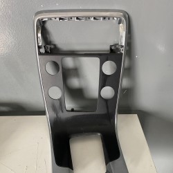 Front center panel VOLVO S60 V60 2010-2017 31351653 30781499