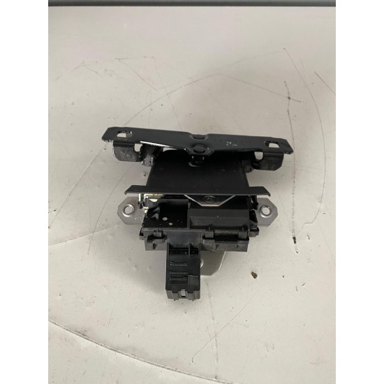 Bootlid tailgate lock mechanism Volvo S40 S60 V50 V60 31335045 31440240