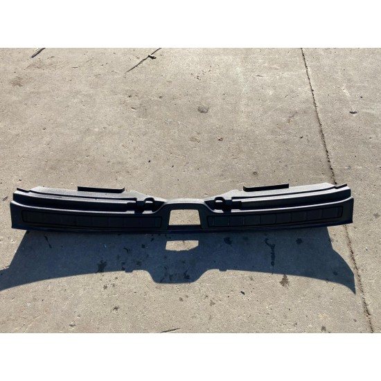 Boot lock trim panel cover VOLVO XC40 2019 31440884