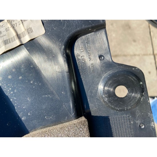 Left window trim moulding rear VOLVO XC40 2018 31455063