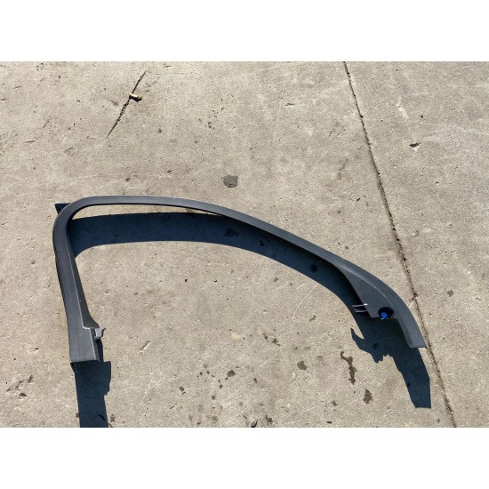 Front left door arch side panel Volvo XC40 2018+ 31455061 31455057 Front left door arch side panel Volvo XC40 2018+ 31455061 31455057