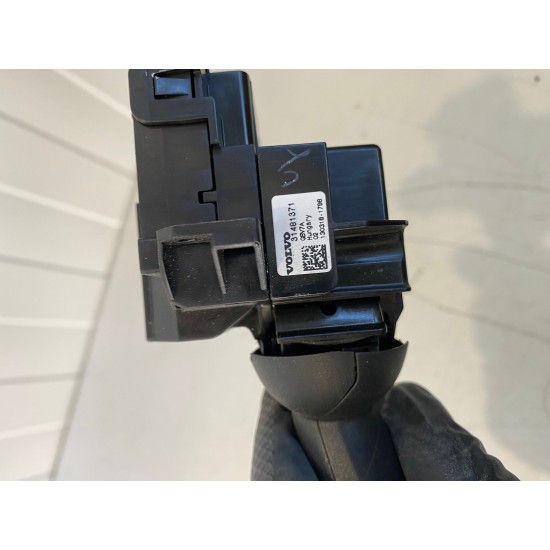 Maneta semnalizare Volvo XC40 2018 31481371