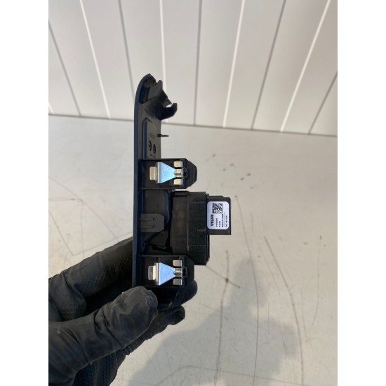 Buton stanga fata VOLVO XC40 2018 31456060 31407717