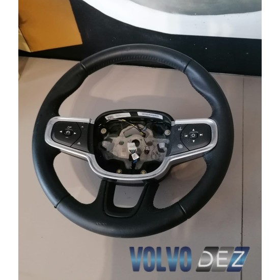 Volan VOLVO XC40 32227630