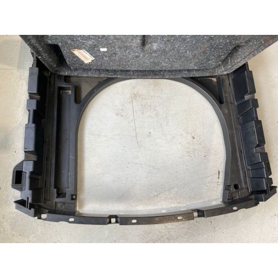 Inaltator portbagaj pentru roata de rezerva VOLVO V40 V40 CC 2012-2019 31332549