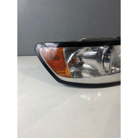 Far halogen dreapta VOLVO S40 V50 2011 31299584 32206142