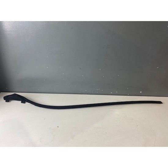  Windshield Left Trim Moulding Volvo S60 V60 31416140