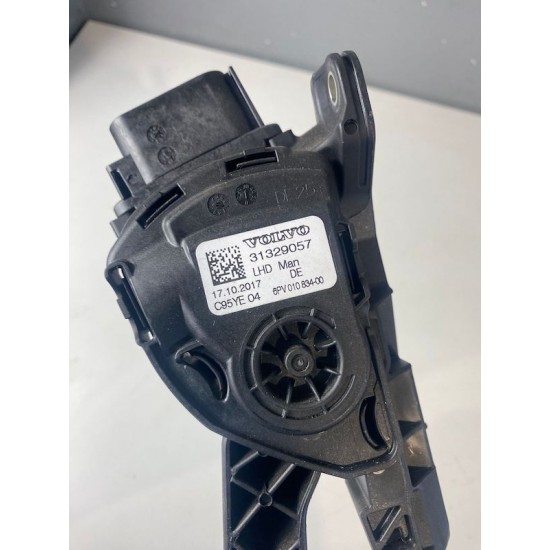 Accelerator pedal VOLVO S60 V60 XC60 2011-2018 31329373 31329057 Accelerator pedal VOLVO S60 V60 XC60 2011-2018 31329373 31329057