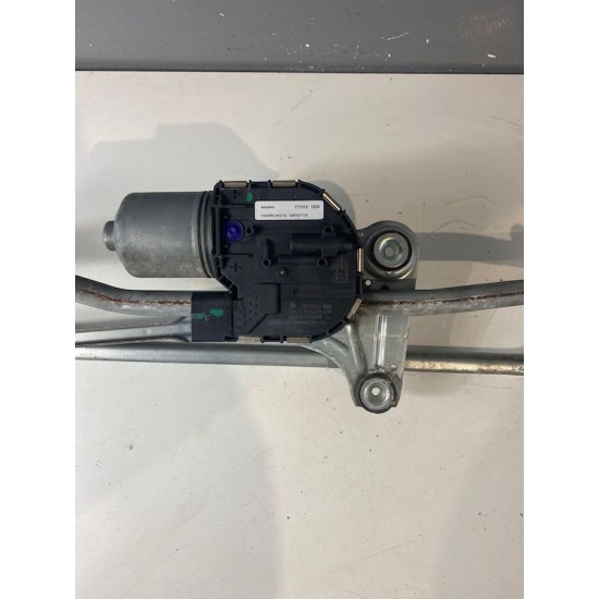 Ansamblu stergatoare cu motoras VOLVO S60 V60 2011-2018 30753493 Ansamblu stergatoare cu motoras VOLVO S60 V60 2011-2018 30753493