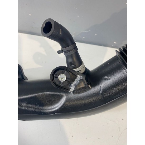 Furtun admisie aer VOLVO V60 XC60 S60 31422066 31422063