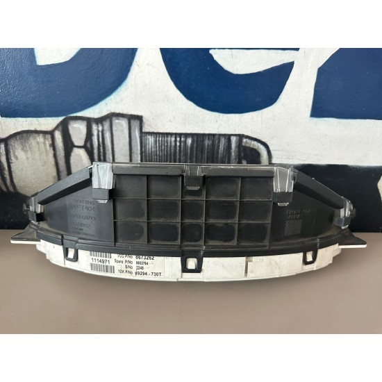 Speedometer Volvo S60 V70 S80 XC70 XC90 8673802, 8673262