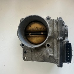 Throttle body Volvo S40 V50 8677694