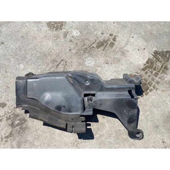 Front right air guide VOLVO V60 D6 HYBRID 2014-2018 31290824