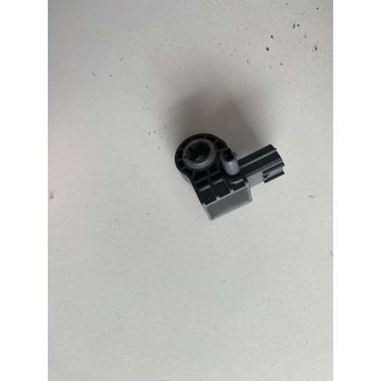 Senzor de impact airbag VOLVO V40 2012-2019 331387891