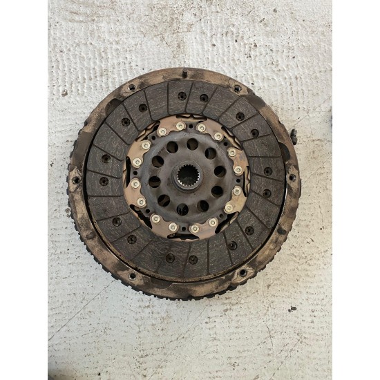 Clutch kit VOLVO S40 S60 V60 S80 V50 XC70 XC60 31336100 324042310 124040310 30756117 31367641