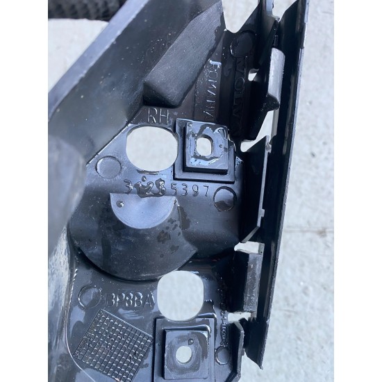 Suport aripa dreapta fata Volvo S40 V50 31265397 31265395