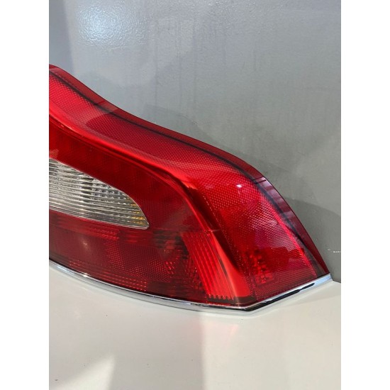 Right Taillight With Chrome Volvo S80 2006-2013 